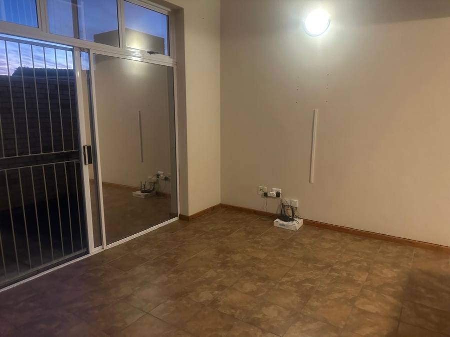 1 Bedroom Property for Sale in Windsor Park Eastern Cape